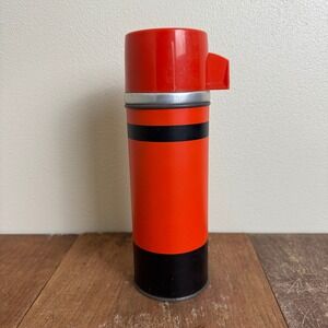 Economy Vacuum Bottle Thermos Red‎ Black Pint Size Vintage Hot Cold Drink